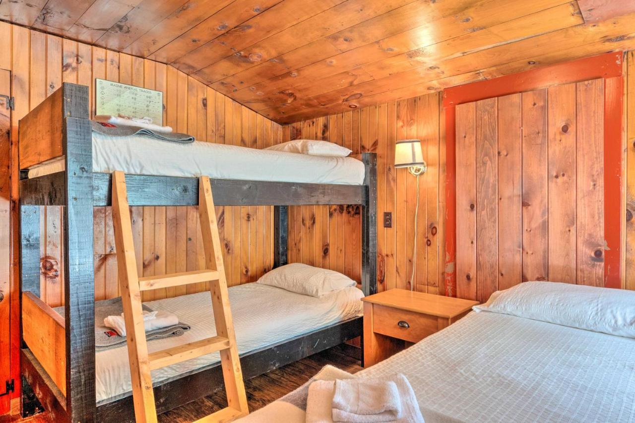 Rustic Cabin Retreat On Rangeley Lake! Екстериор снимка